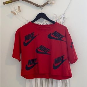 Nike crop t-shirt